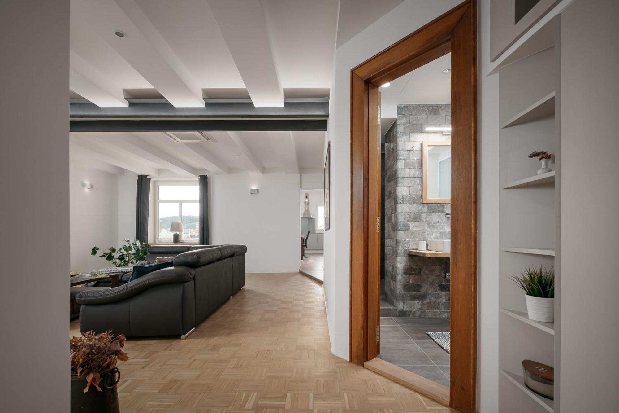 Dot 3 Bdr Apartment With Tyn Cathedral View & Ac براغ المظهر الخارجي الصورة