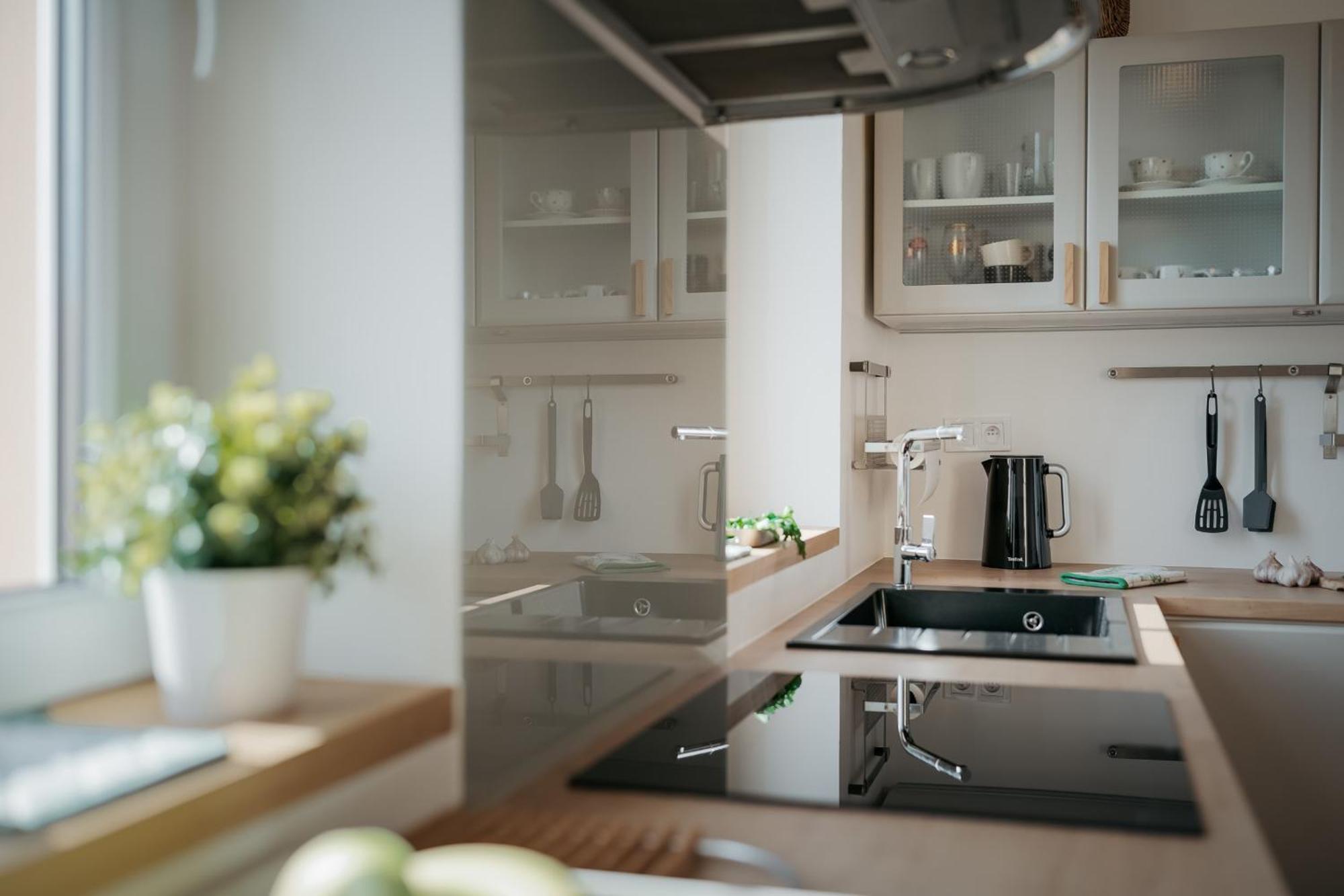 Dot 3 Bdr Apartment With Tyn Cathedral View & Ac براغ المظهر الخارجي الصورة
