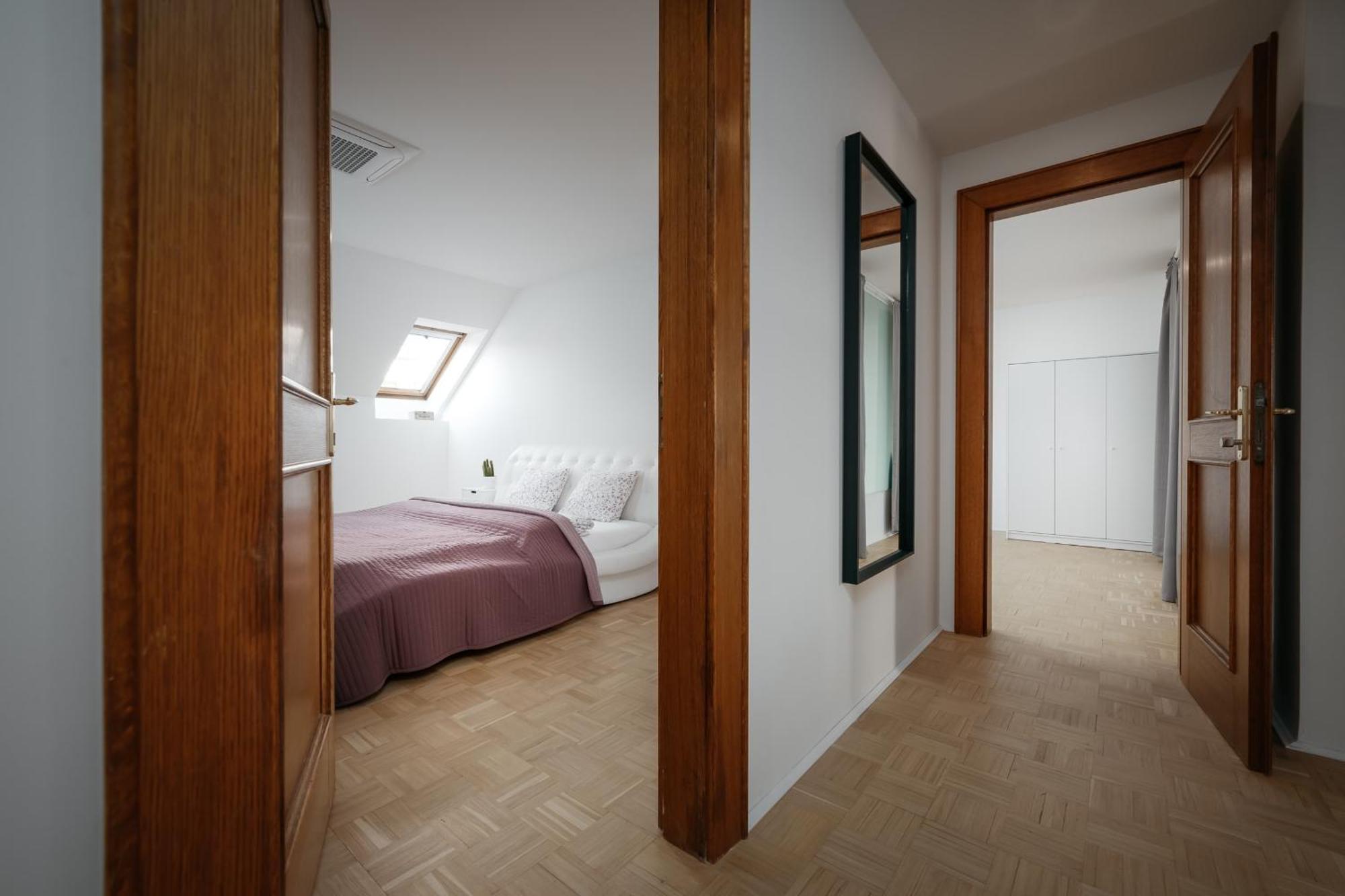 Dot 3 Bdr Apartment With Tyn Cathedral View & Ac براغ المظهر الخارجي الصورة