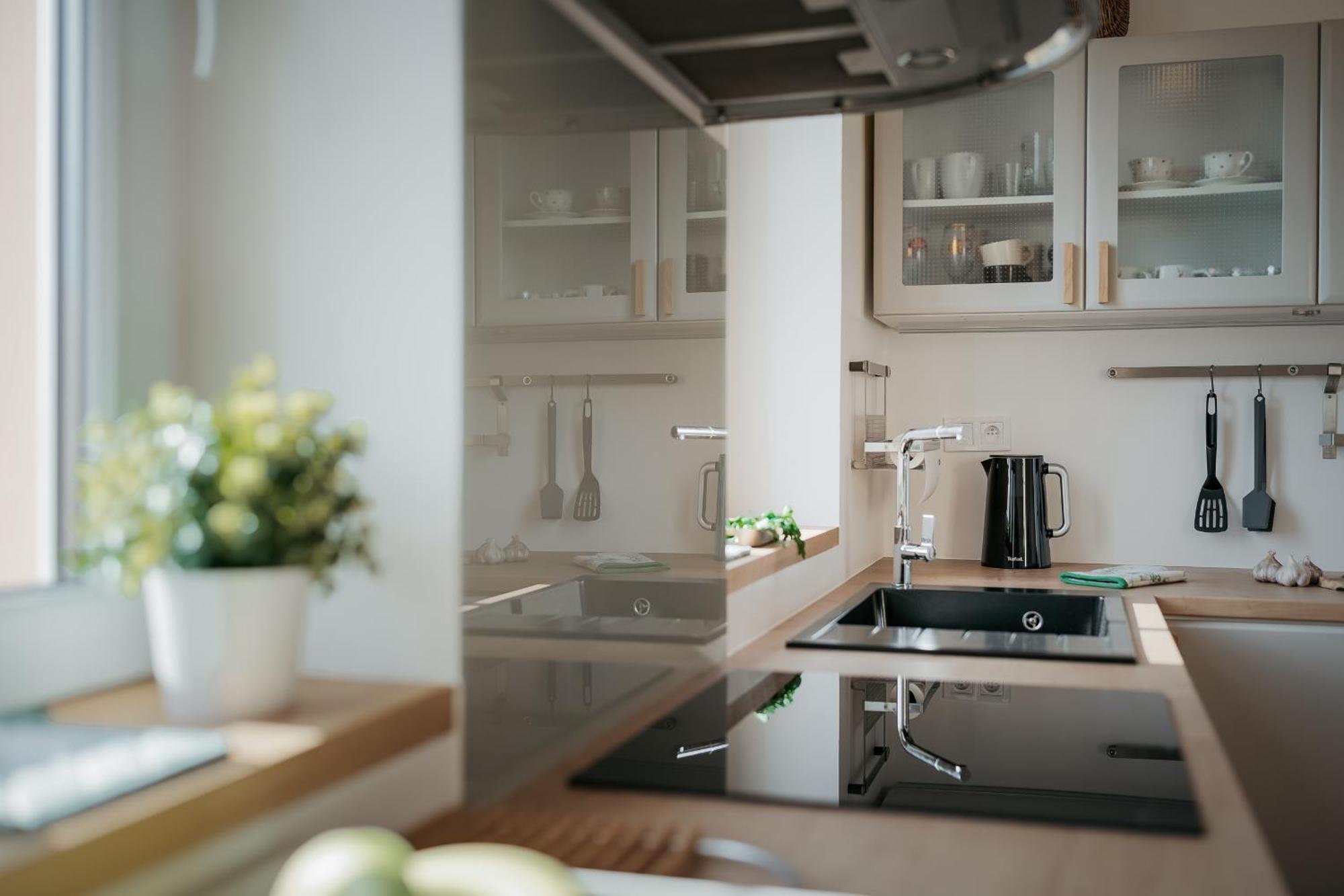 Dot 3 Bdr Apartment With Tyn Cathedral View & Ac براغ المظهر الخارجي الصورة